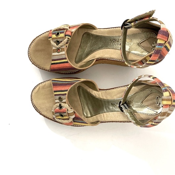 KENNETH COLE Wedge & Platform Multi-Color Ankle Strap Sandal - Picture 8 of 12